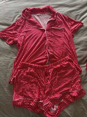 Real Soft Aerie pyjama shorts + t-shirt